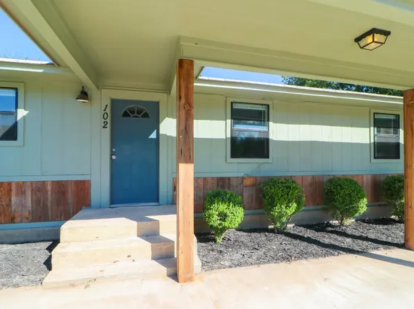 811 W Oak St, Stephenville, TX 76401