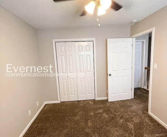1035 Summerhaven Rd — Photo 20