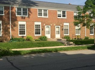 5211 N Diversey Blvd, Whitefish Bay, WI 53217