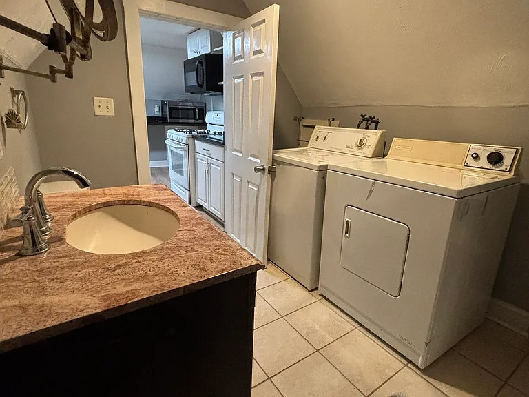 134 Highland St #3 — Photo 10