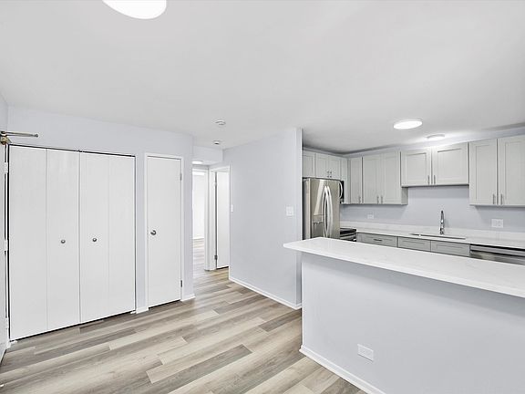 4th image of 1159 Cedar St APT 1B
