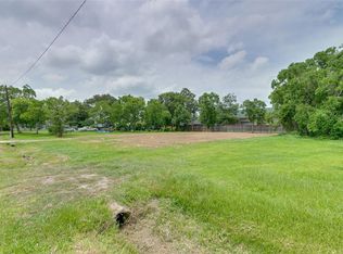 711 S Holmes St, La Porte, TX 77571