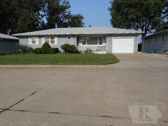 2nd image of 1801 Crestline Dr