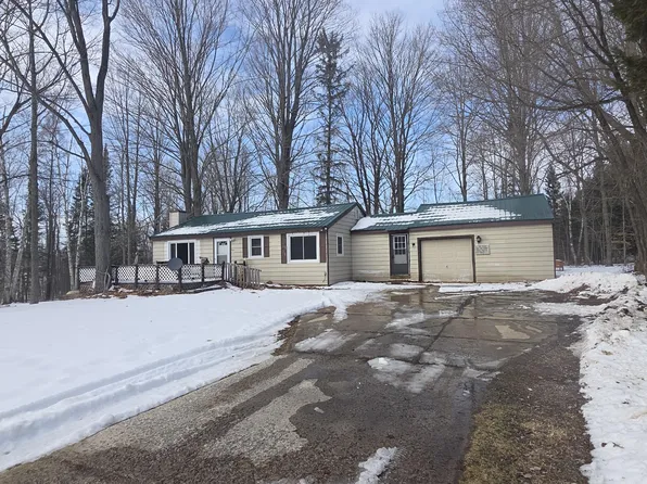 8446 Bamfield Rd, South Branch, MI 48761