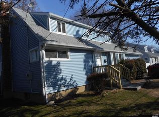 73 Morris St, Brentwood, NY 11717