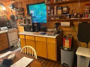 79 Spruce Peak Rd, Acme, PA 15610