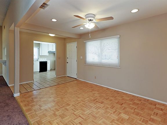 3rd image of 3737 Blackfoot Way