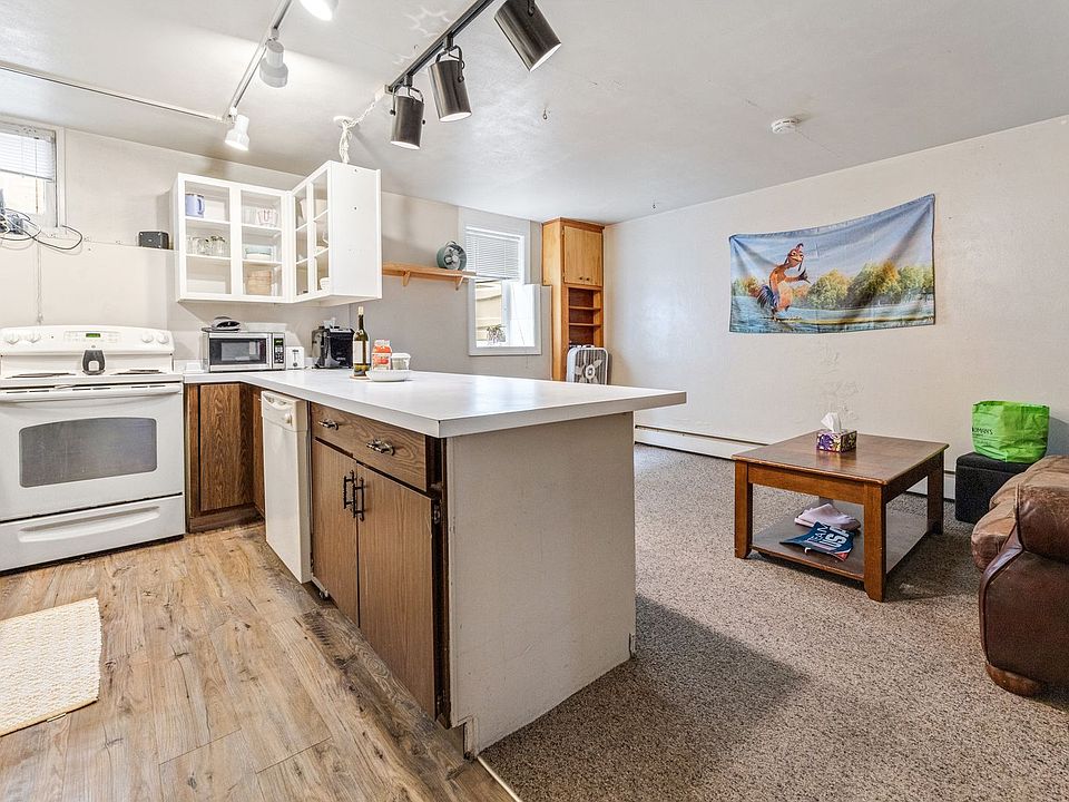 1st image of 903 Zeisler St #1