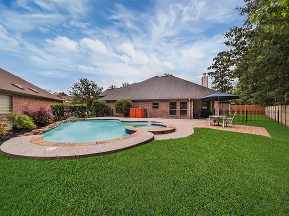 4th image of 22149 Golden Cove Ln
