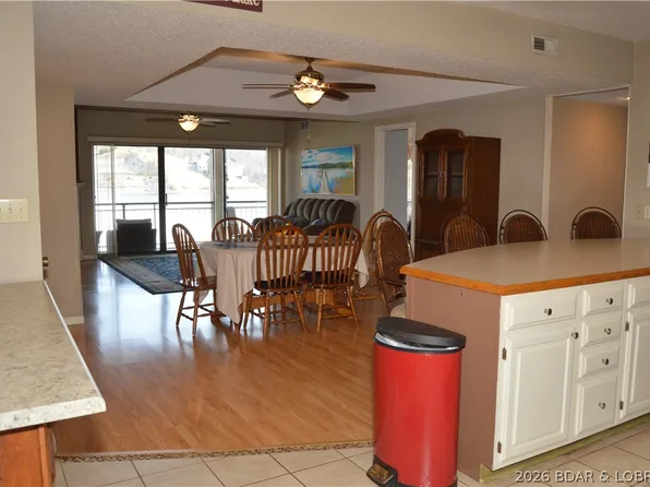 90 Falls Point Dr Unit 1B, Lake Ozark, MO 65049