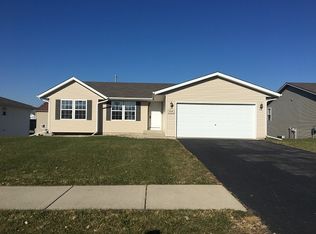 6454 Edgewood Rd, Roscoe, IL 61115