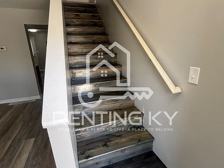 1027 Brooklyn Blvd — Photo 9