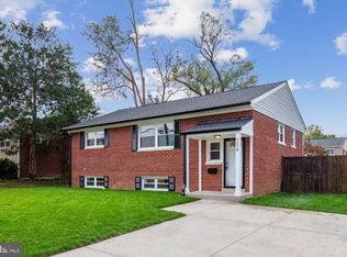 7118 Kerr Dr, Springfield, VA 22150