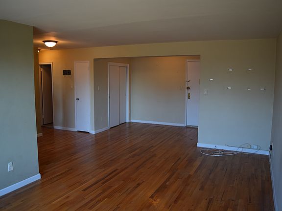 2nd image of 67-50 Thornton Pl #3B
