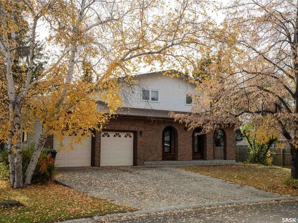 10802 Meighen Cres, North Battleford, SK S9A 3L3