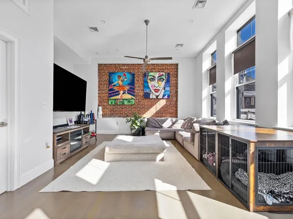 50 Floyd St APT 4, Everett, MA 02149