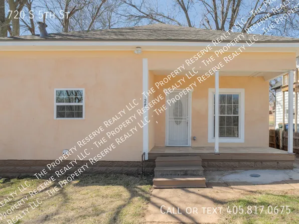 720 S 5th St, Chickasha, OK 73018
