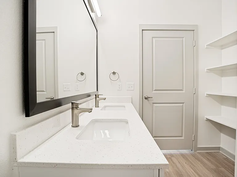 Jefferson Arbor Townhomes — Photo 12