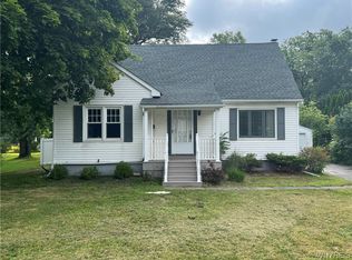 1783 Crittenden Rd, Alden, NY 14004