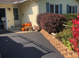 7707 Patten Tract Rd, Sandusky, OH 44870