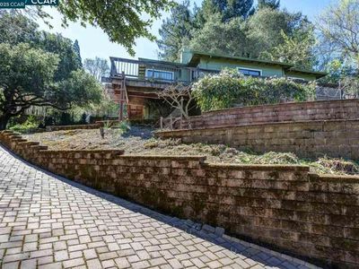47 Ardilla Rd, Orinda, CA, 94563