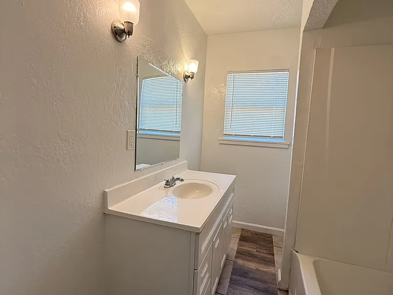 235 E Coolidge Ave #12 — Photo 36