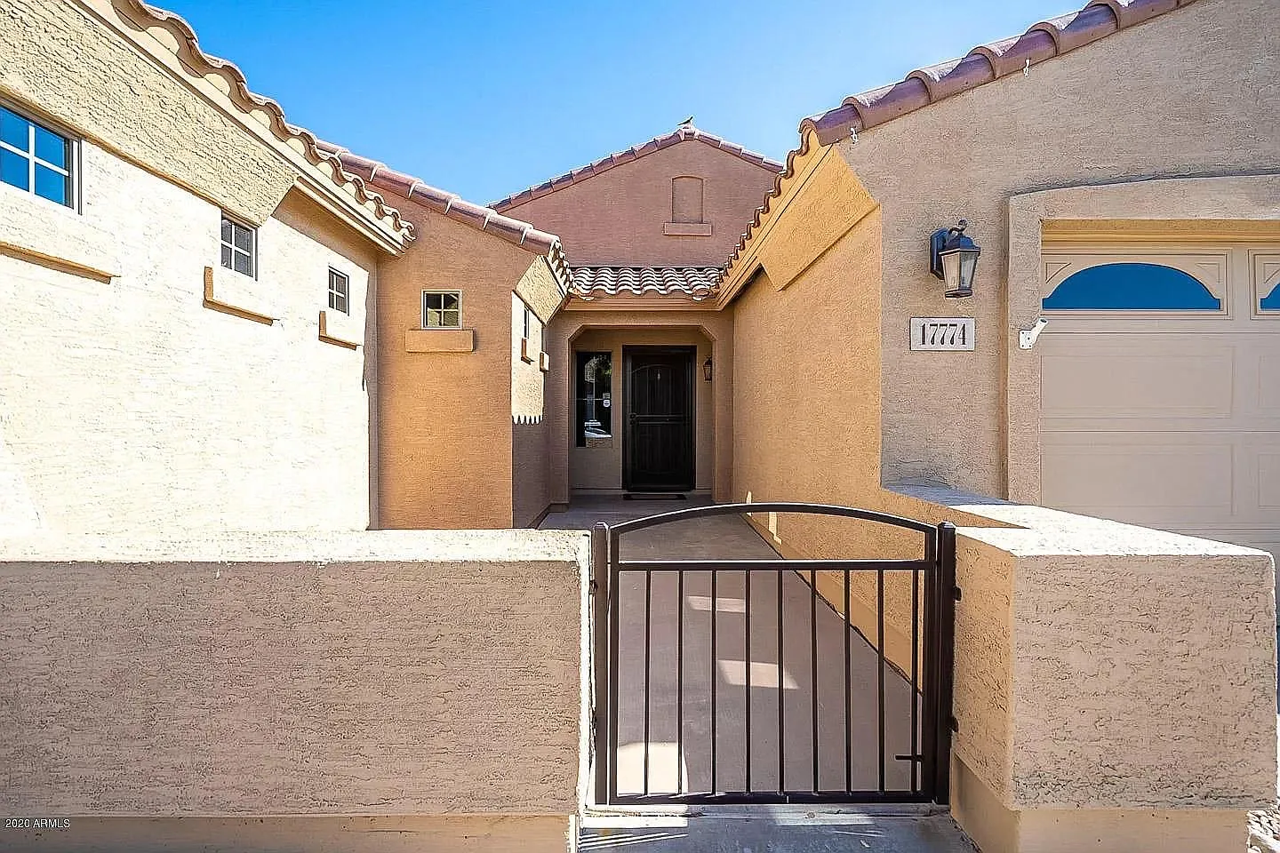 3 bed, 1863 sqft, $2,300 — Photo 3