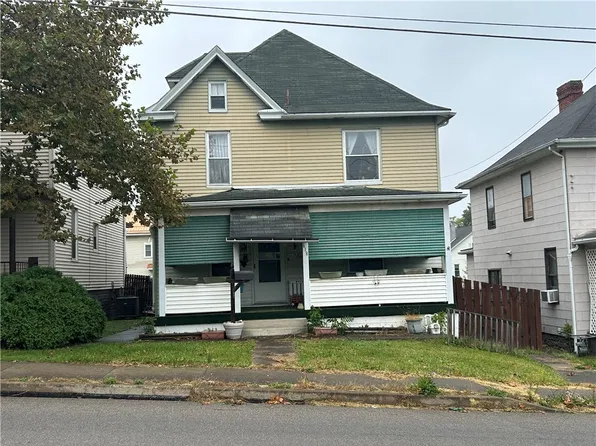 618 Morrell Ave, Connellsville, PA 15425