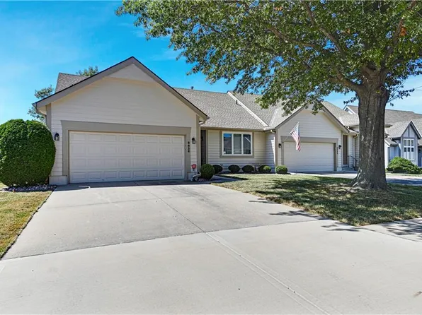 8826 Larson Ave, Kansas City, MO 64138