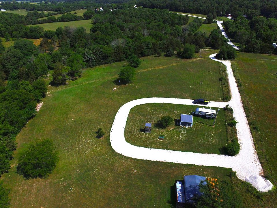 1st image of 2618 E Farm Rd 22