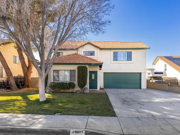43007 Pearlwood Dr, Lancaster, CA 93536