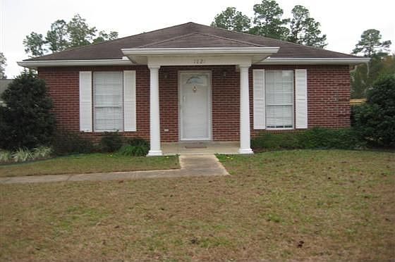 1st image of 1821 Woodville Ln