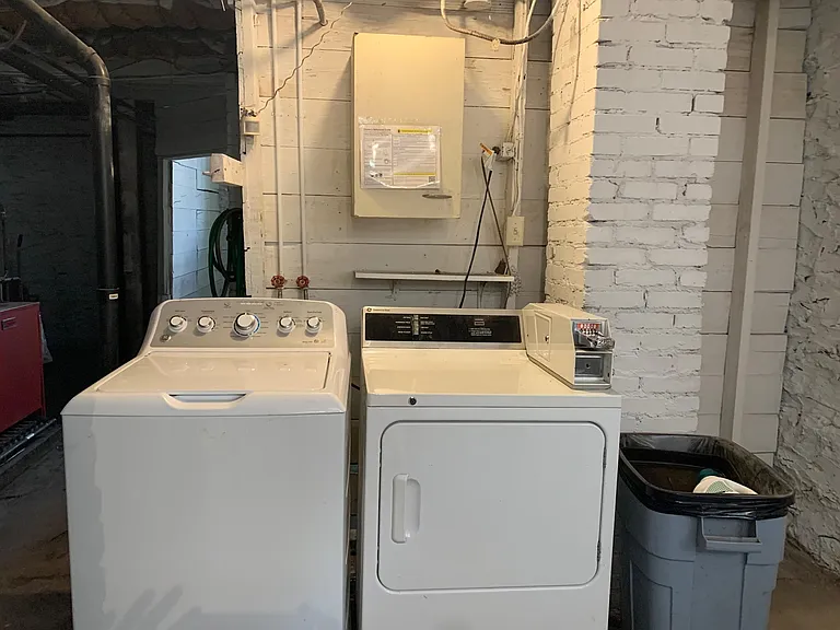 5105 Wyandotte St #2S — Photo 26