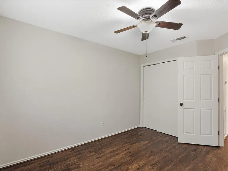 4807 Shadowdale Dr — Photo 14