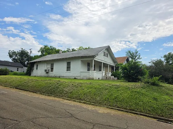 225 W Lincoln Ave, Sapulpa, OK 74066