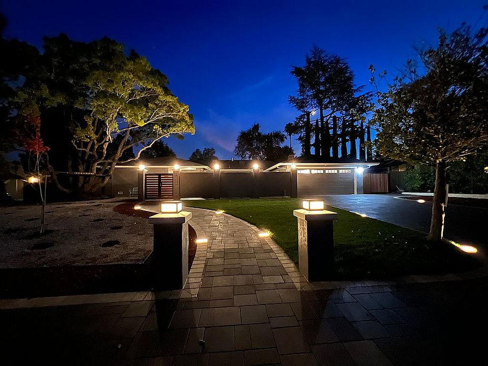 2nd image of 20524 Manor Dr