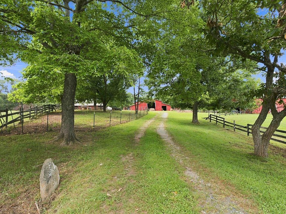 91st image of 841 Earley Farm Rd