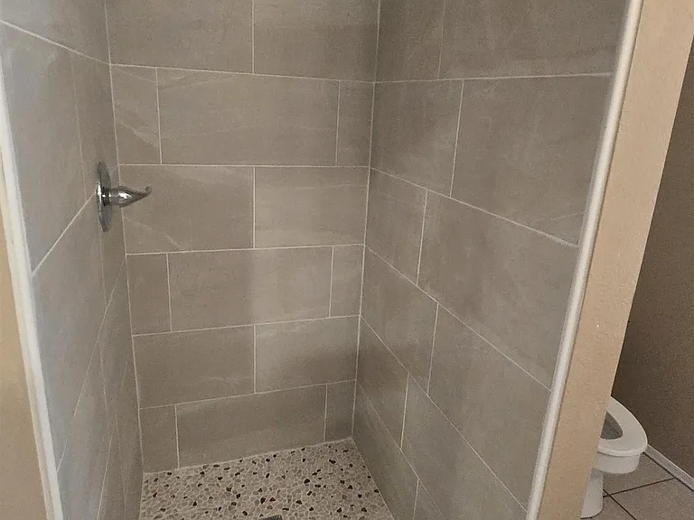 1541 S 34th Ave — Photo 17
