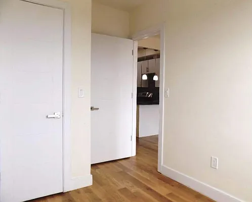 Rented by Nooklyn NYC LLC | media 21