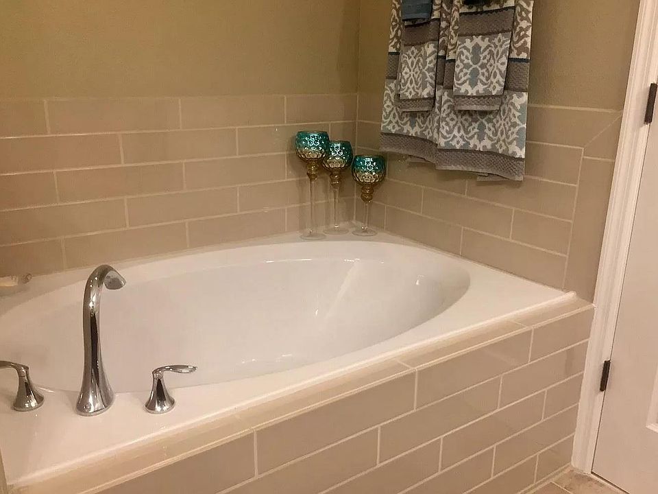 1st image of 2734 White Isle Ln