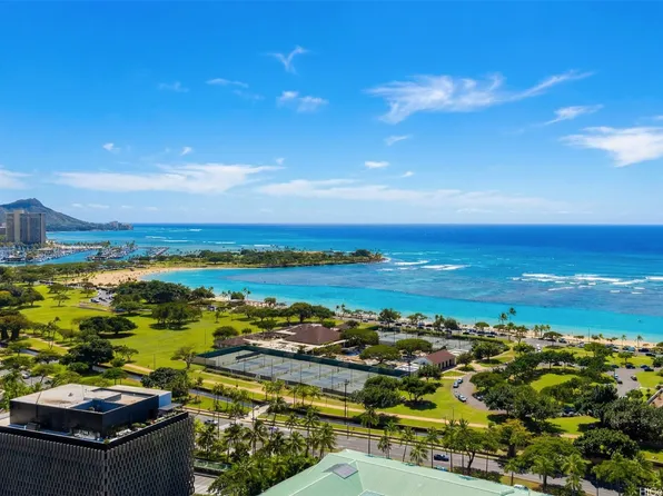 1108 Auahi St APT 2202, Honolulu, HI 96814