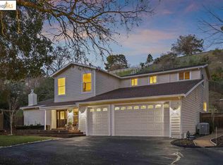 3372 Walnut Ln, Lafayette, CA 94549