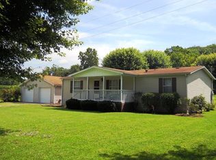 890 Luke Chute Rd, Waterford, OH 45786