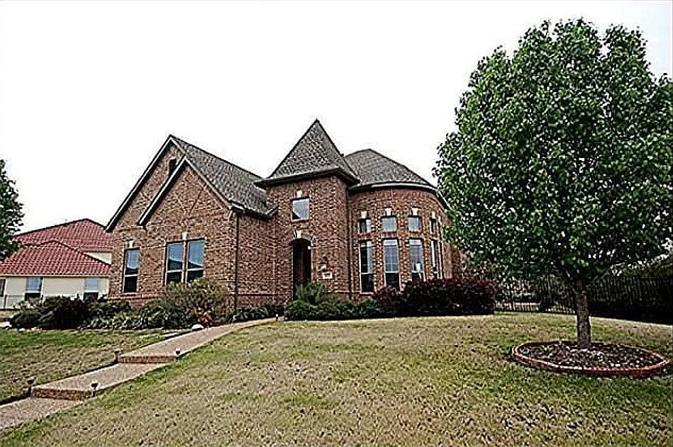 1st image of 821 Amistad Dr