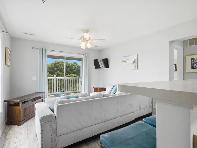 2262 Folly Rd #1A — Photo 10
