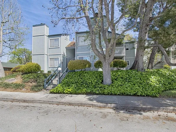 136 Canfield Ave APT A, Santa Cruz, CA 95060