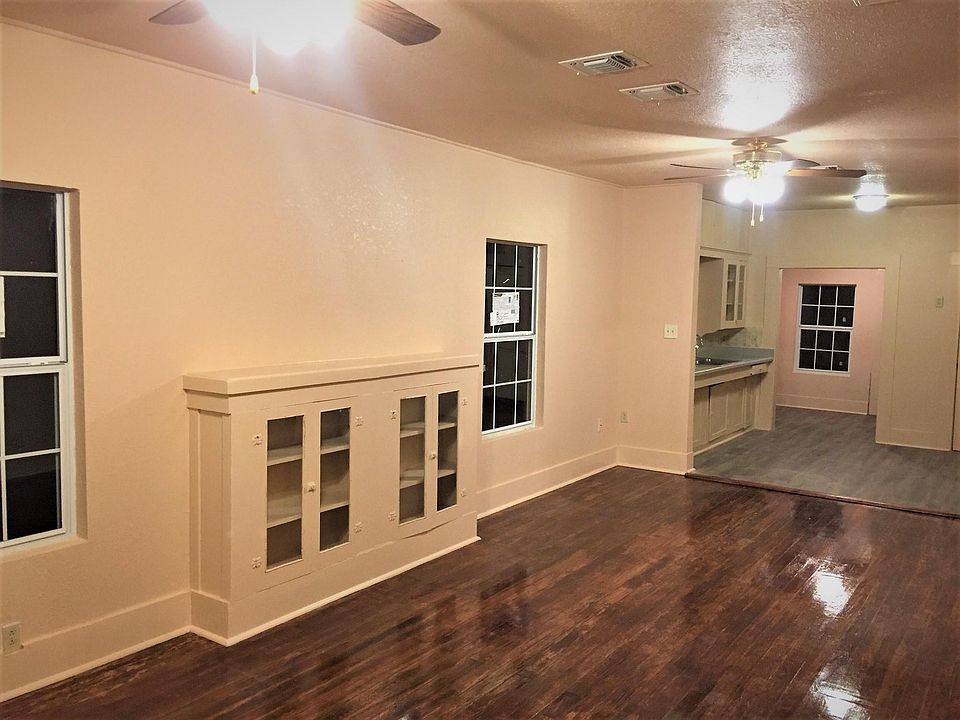 1st image of 109 Grapeland Ave