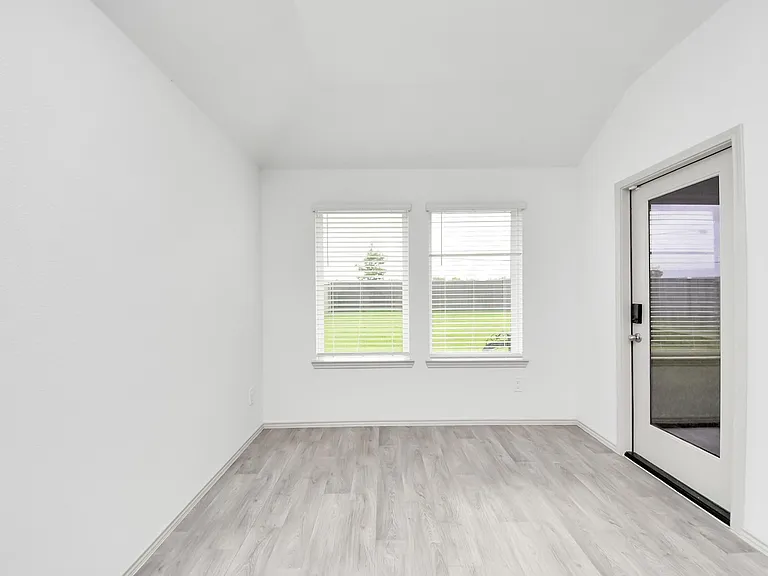 3521 Rockefeller Rd — Photo 24