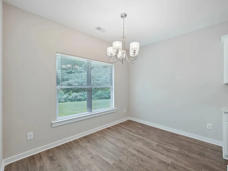 7944 Saint James Dr — Photo 11