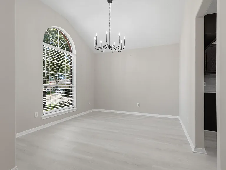 17003 Analisa Cir — Photo 3